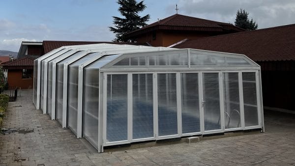 بهترین متریال مصرفی در سقف متحرک استخر